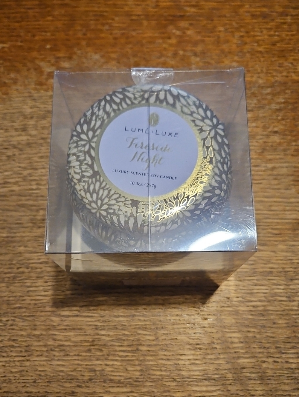 NIB Lume Luxe Fireside Night Scented Soy Candle 10.5 oz